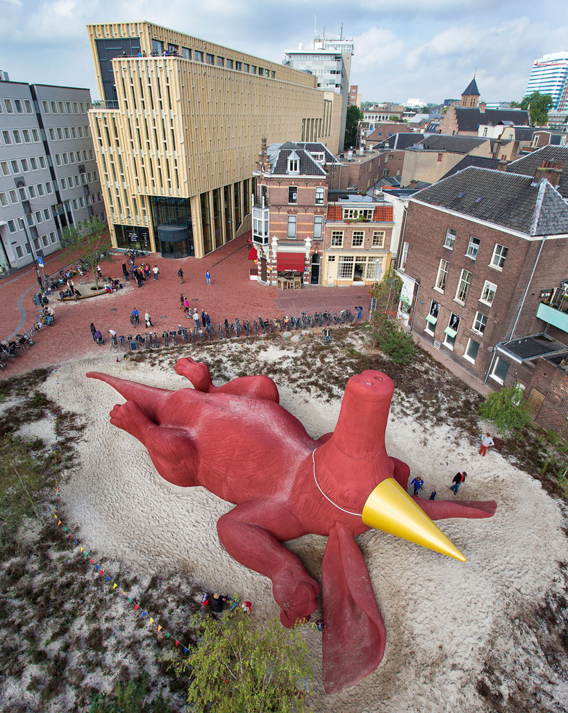 florentijn-hofman-partyaardvark-designboom-08